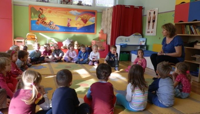 Spotkanie Pszczółek z Panią Bibliotekarką